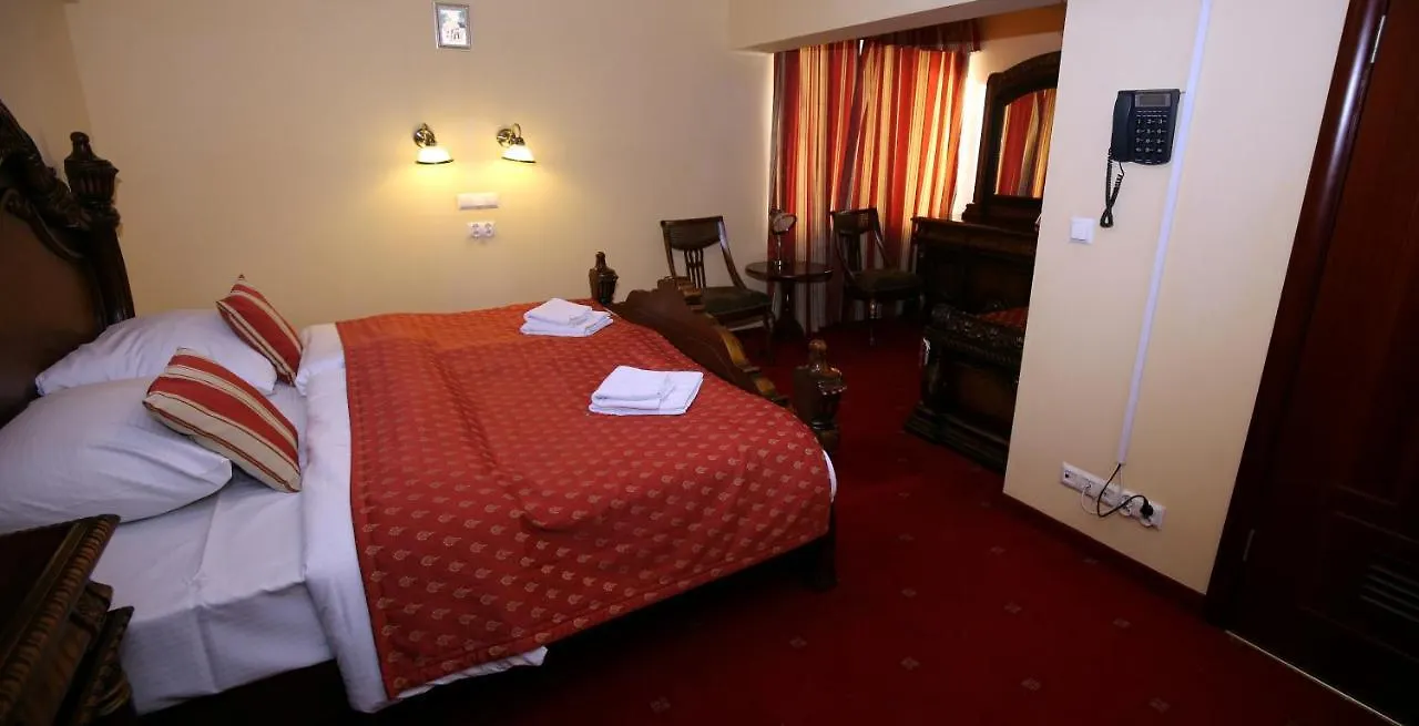 Hotel Daisy Superior Krakov